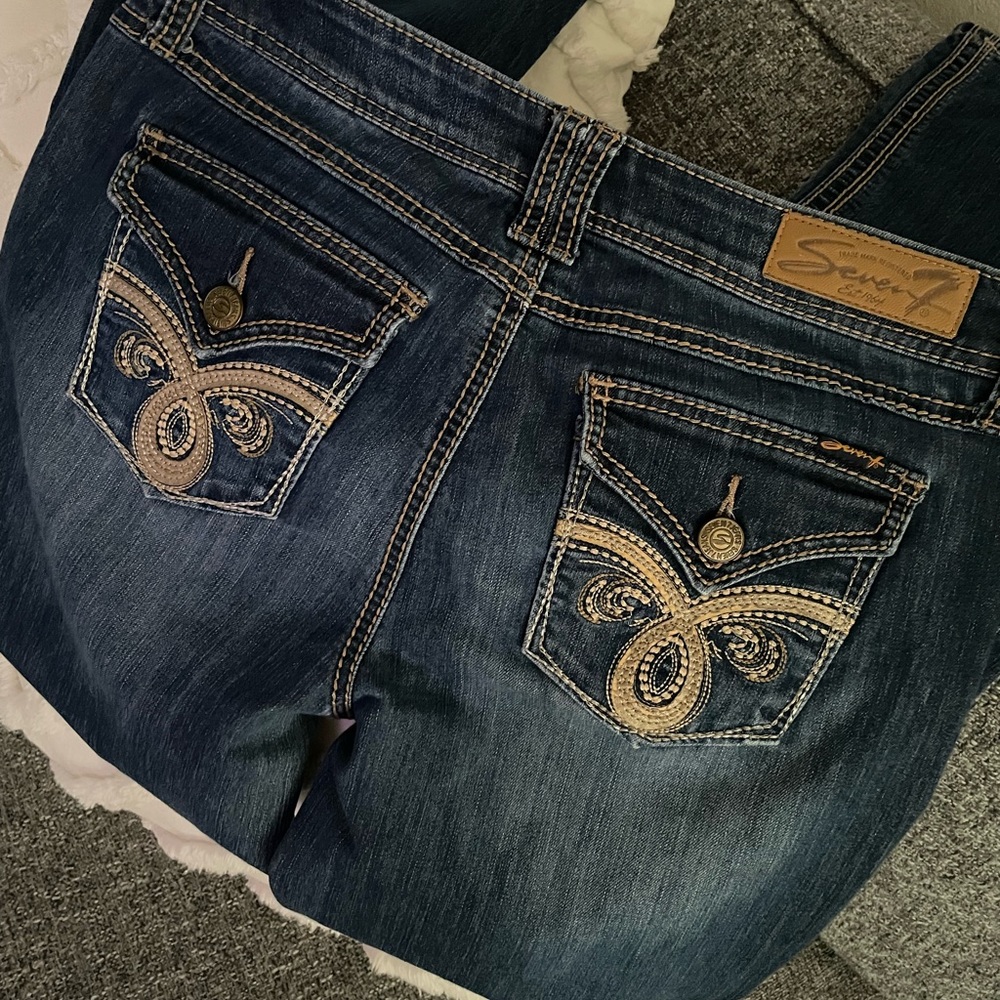 Bootcut Jeans 👖 - Picture 4 of 7